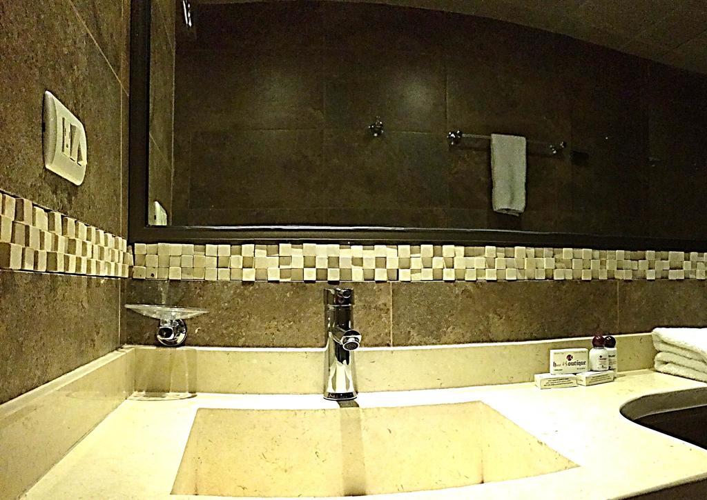 Deluxe Single Room,113650727:JPEG